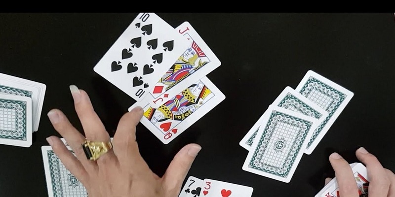 Liêng Clubv: Game bài tâm lý hấp dẫn bậc nhất tại cổng game uy tín